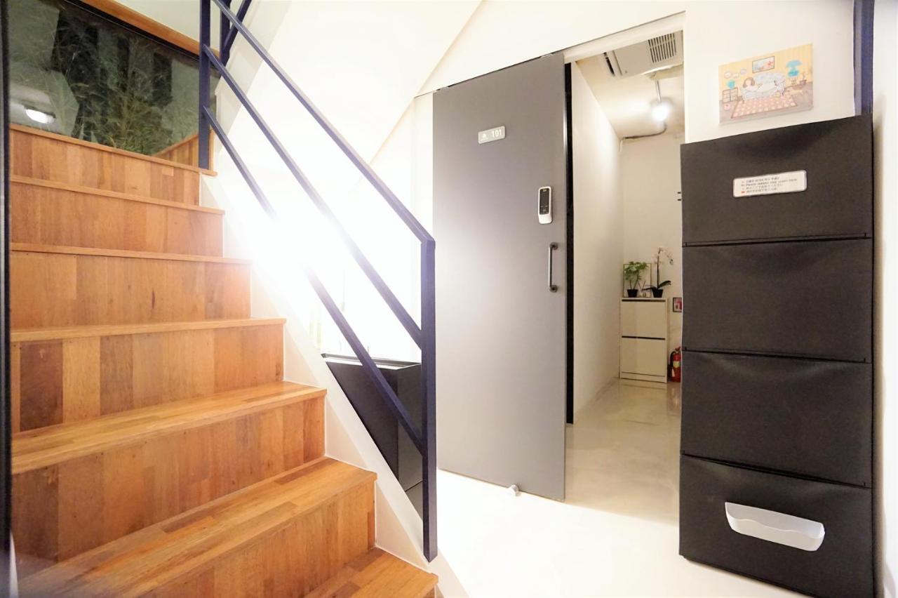 Hotel Seoulcube Ewha -Female Only Zewnętrze zdjęcie